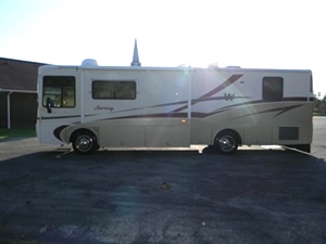 2000 WINNEBAGO JOURNEY WKP34B