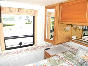 2000 WINNEBAGO JOURNEY WKP34B