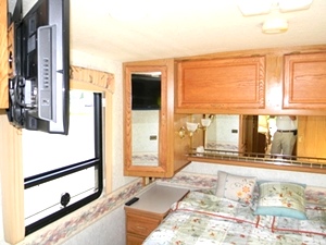 2000 WINNEBAGO JOURNEY WKP34B