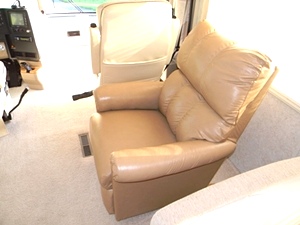 2000 WINNEBAGO JOURNEY WKP34B