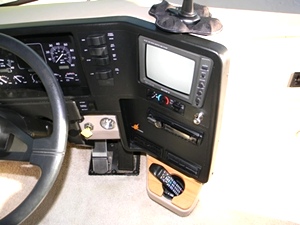 2000 WINNEBAGO JOURNEY WKP34B
