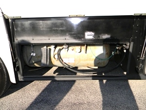2000 WINNEBAGO JOURNEY WKP34B