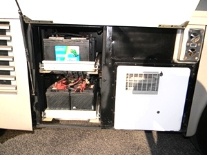 2000 WINNEBAGO JOURNEY WKP34B