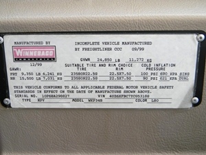 2000 WINNEBAGO JOURNEY WKP34B