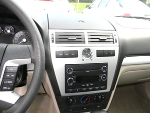 2009 MERCURY MILAN