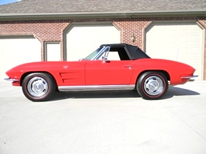 1964 CHEVROLET CORVETTE CONVERTIBLE
