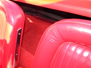 1964 CHEVROLET CORVETTE CONVERTIBLE