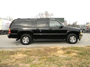 2005 CHEVY SUBURBAB 4X4