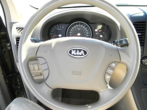 2006 KIA SEDONA (SOLD)