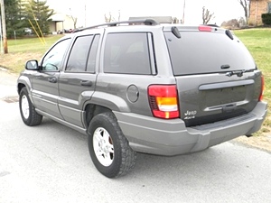 2002 JEEP GRAND CHEROKEE LAREDO 4X4 (SOLD)