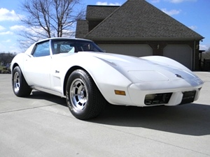 1976 CHEVY CORVETTE STINGRAY L-48