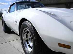 1976 CHEVY CORVETTE STINGRAY L-48