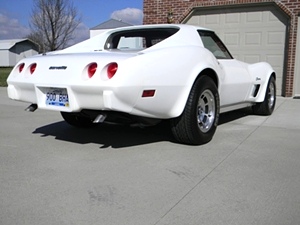 1976 CHEVY CORVETTE STINGRAY L-48