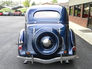 1936 Ford 2 Door Sedan