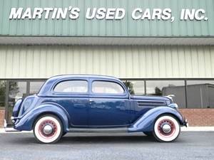 1936 Ford 2 Door Sedan