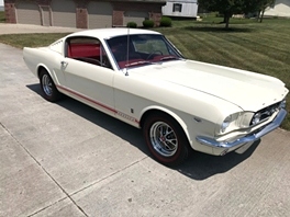 1965 Ford Mustang GT 2 +2